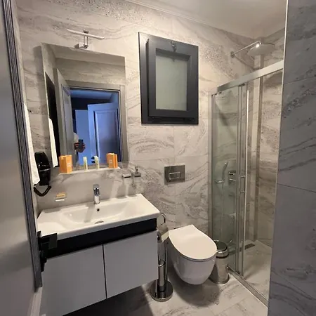 Pier21 House فتحية